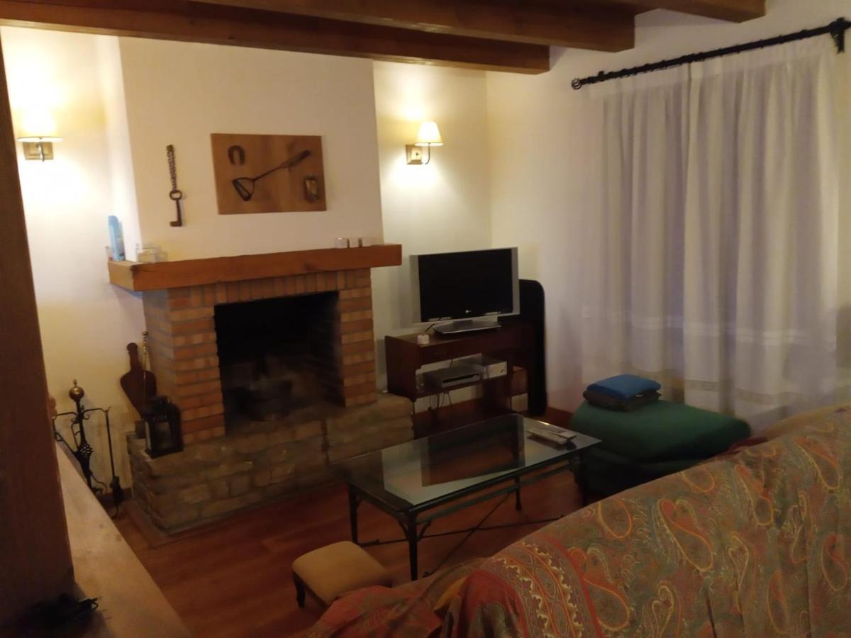 Apartamento Exclusivo En El Pueblo Mas Bonito Duplex Appartement Roda de Isábena Buitenkant foto
